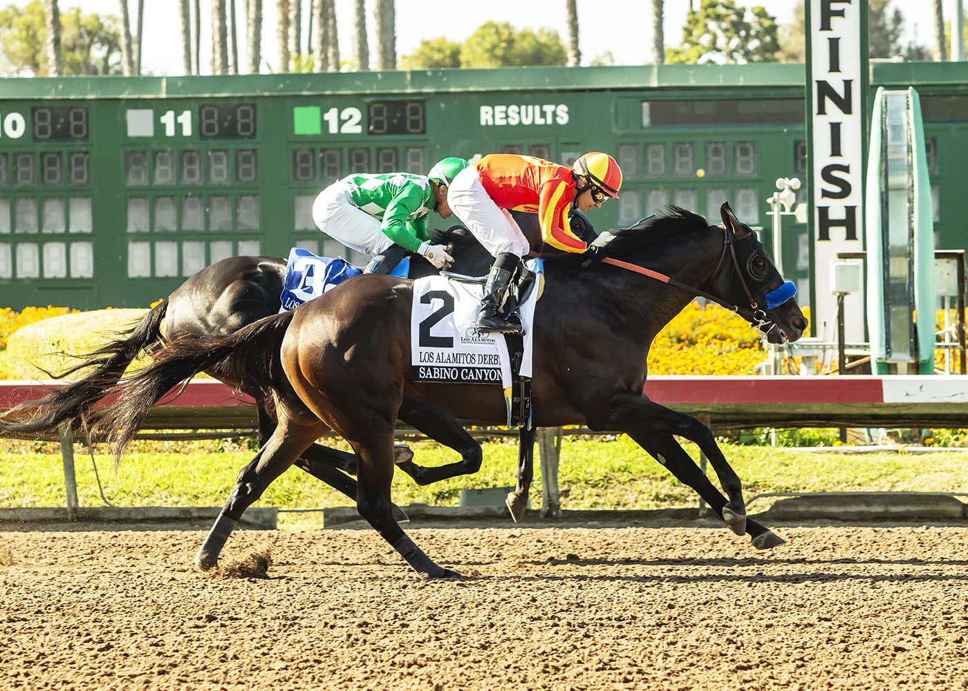 Sabino Canyon breaks maiden in Los Alamitos Derby upset