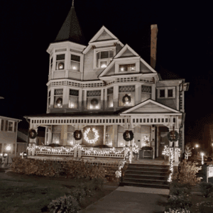 Victorian House Museum in Millersburg Offers Holiday Tours, Boosts Local Economy