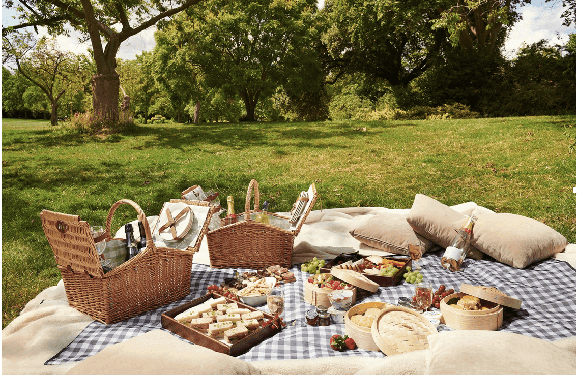 Meliá White House picnic hamper pairs Cava, treats and pet perks