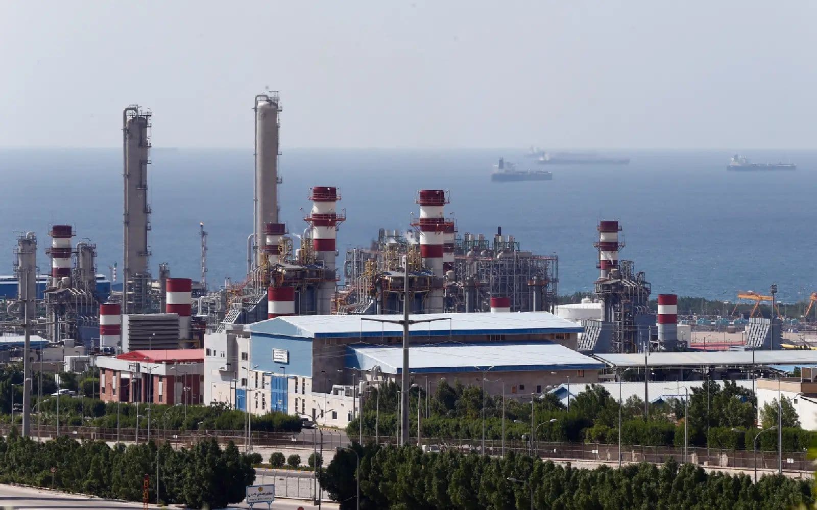 China’s independent refiners keep buying Iranian crude as margins worsen, pressure builds