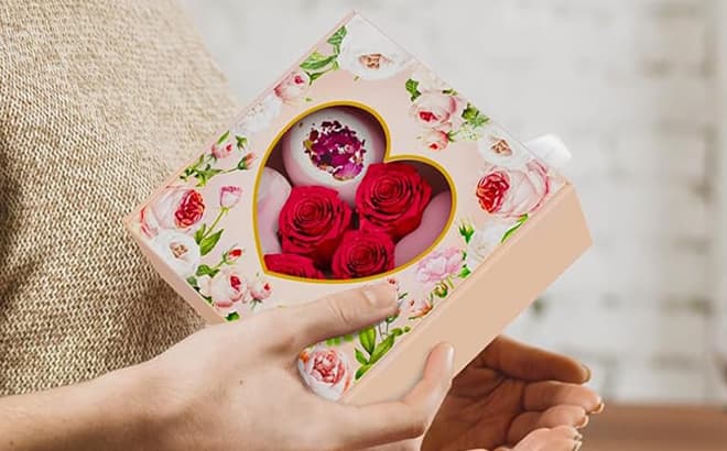 Amazon Valentine’s Day Bath Bomb 4-Pack $7.99 with Code EUKK9RWV
