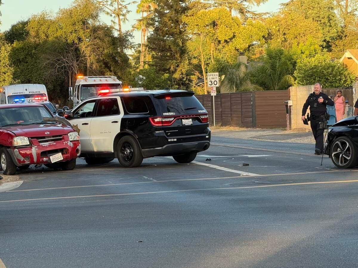 Two hospitalized after Fresno police vehicle crashes at Palm, Ashlan