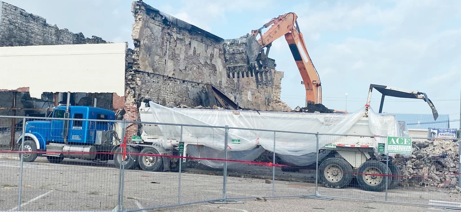 Leaird’s fire leaves lasting loss on Gatesville square