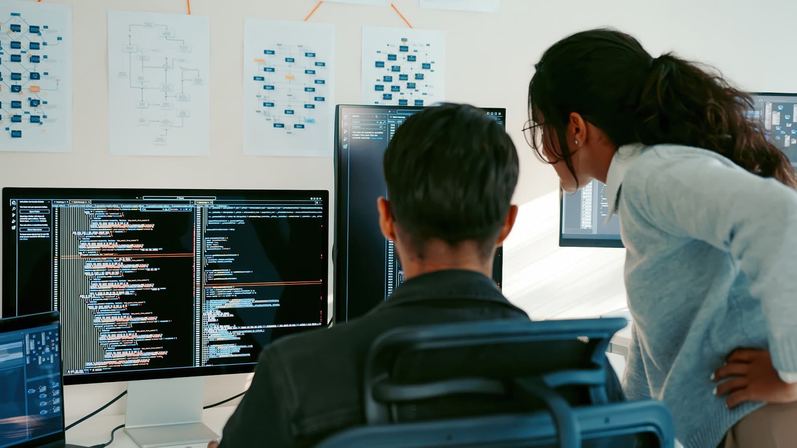 Goldman Sachs Says Cybersecurity Firms Model Software’s AI Defense