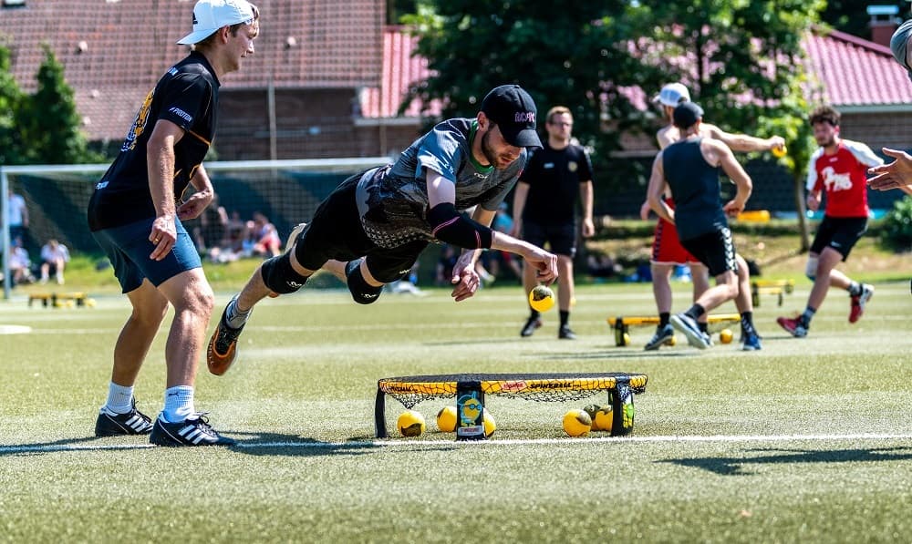 Roundnet Germany builds school-ready curriculum around 360-degree play