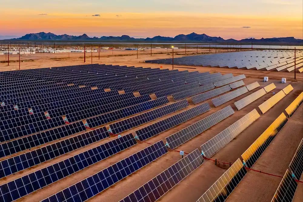 Qcells begins equipment deliveries for Atlas solar projects in La Paz County