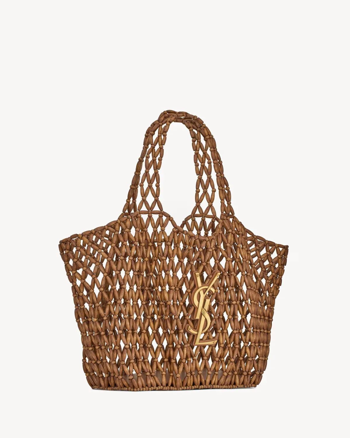 Coastal grandmother style gets a luxe, slouchy summer bag update