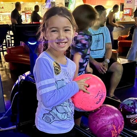 Kona police use keiki bowling to build youth relationships