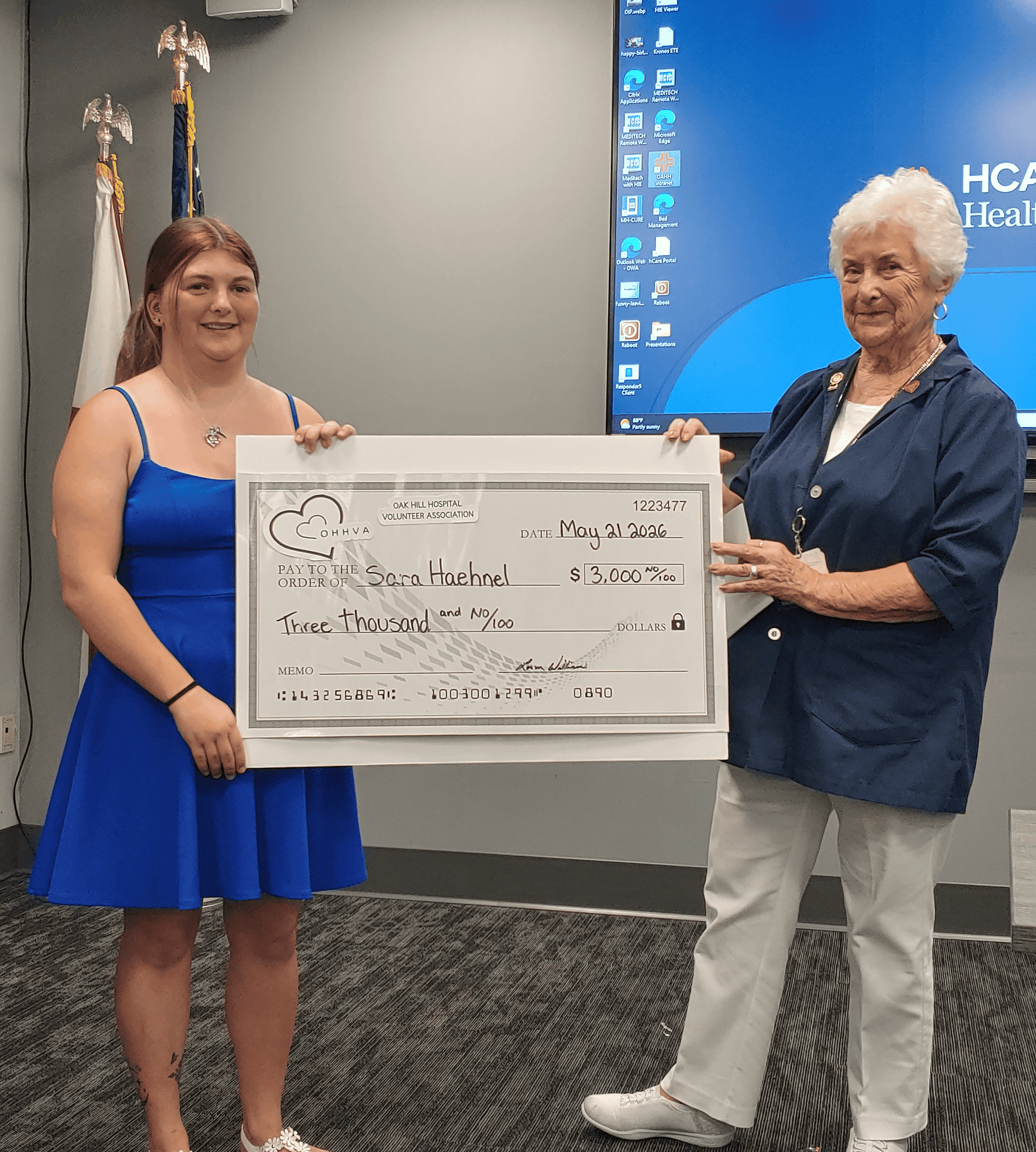 Oak Hill Hospital volunteers award five Hernando County scholarships