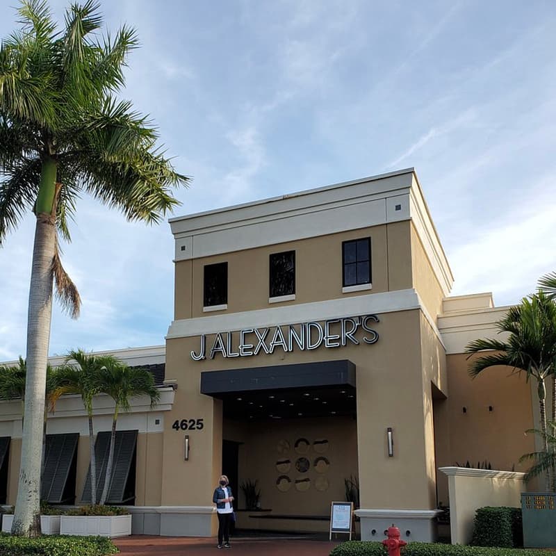 J. Alexander’s plans Peachtree City opening, hiring 90 to 100 workers