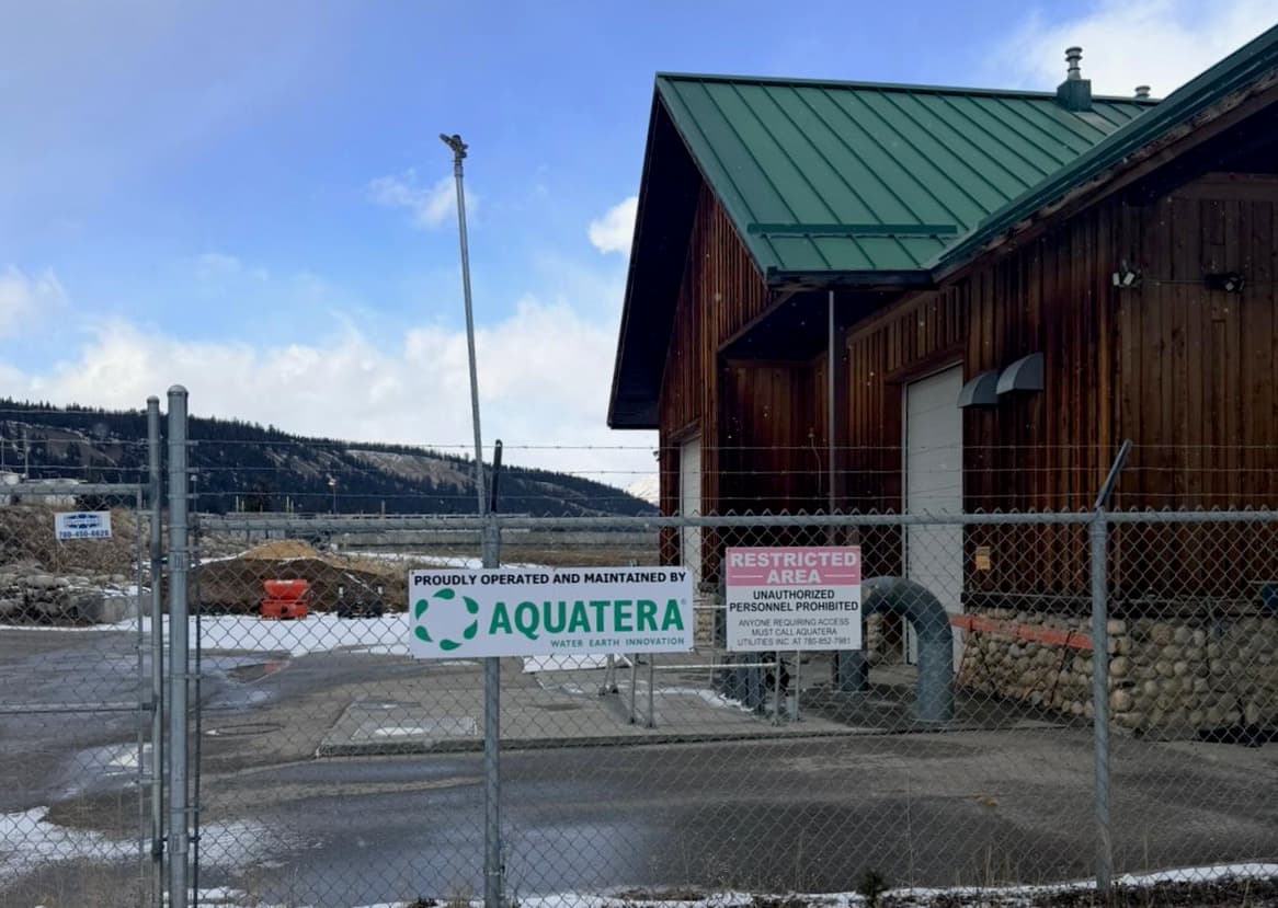 Jasper Council Weighs Year-Round Paid Parking, Seeks Revenue Policy