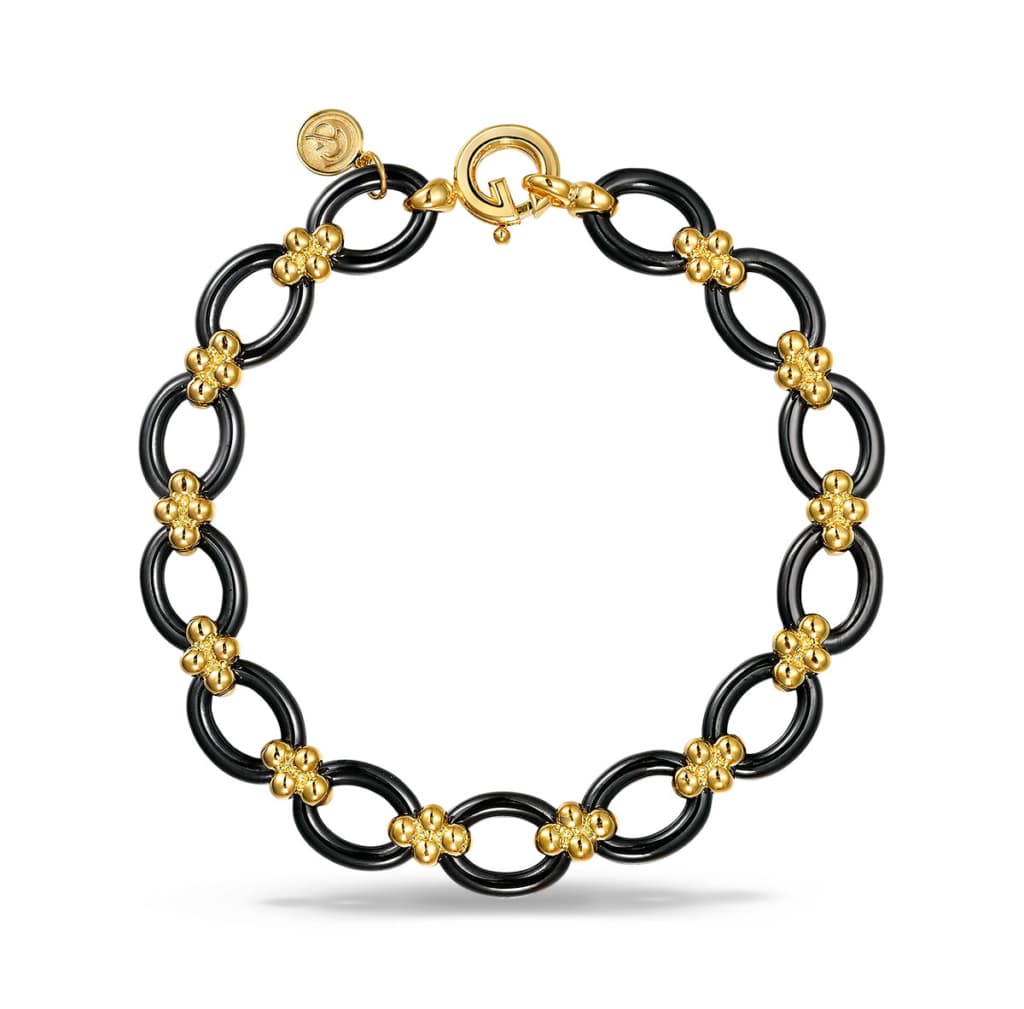Minimalist jewelry wins shine in JCK's 2026 awards roundup