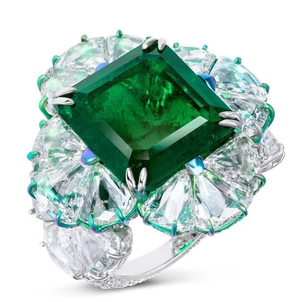 Emerald and pearl jewels lead May gifting season in JCK roundup