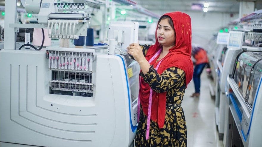 Apparel Emissions Rise 7.5% to 944 Mt CO2e, Polyester Growth Drives Increase