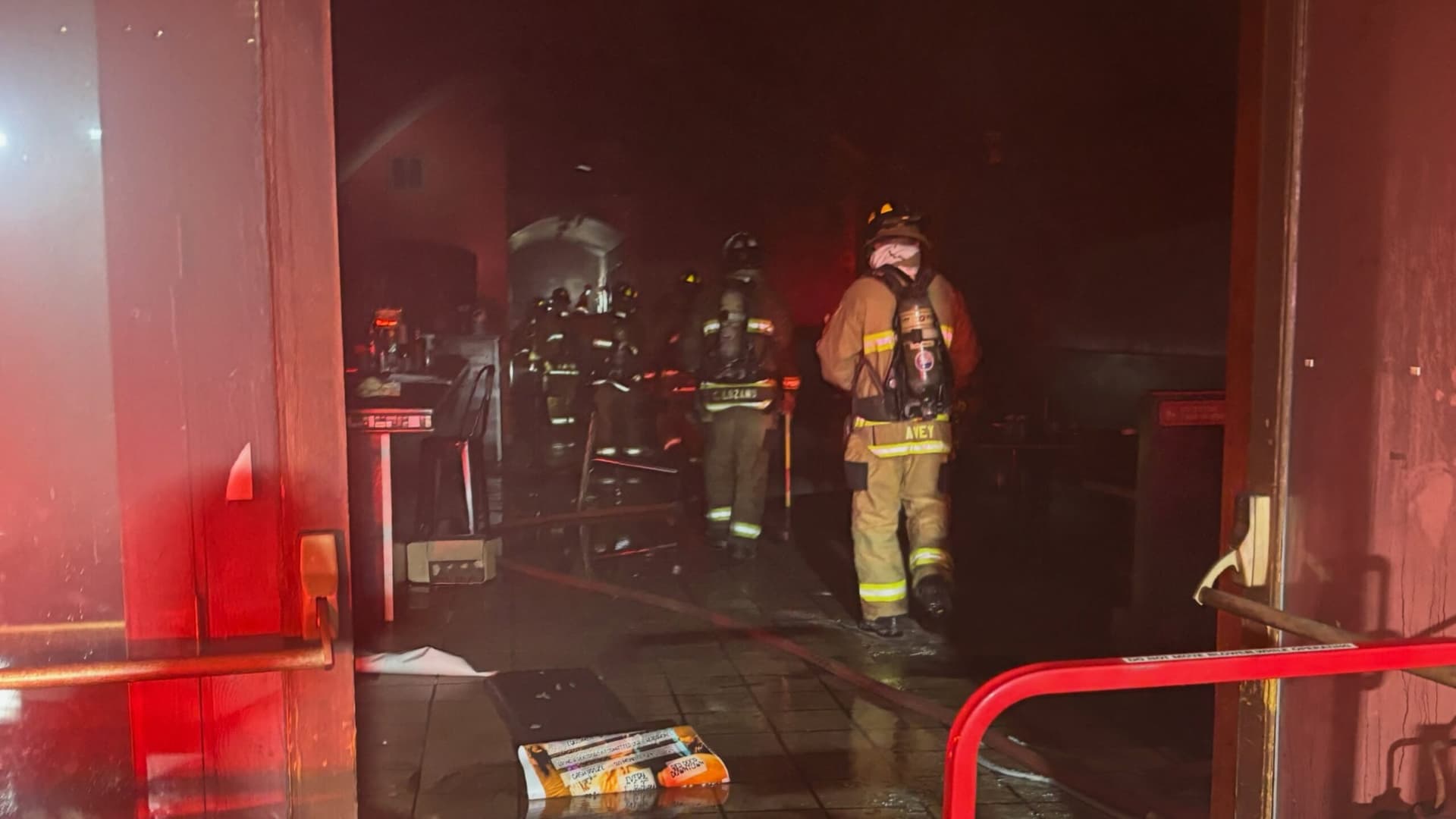 Firefighters quickly extinguish downtown Albuquerque fire at former Red Door Brewing site