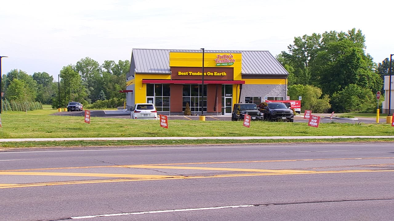 Clay gets Onondaga County's first Tully's drive-thru Tuesday