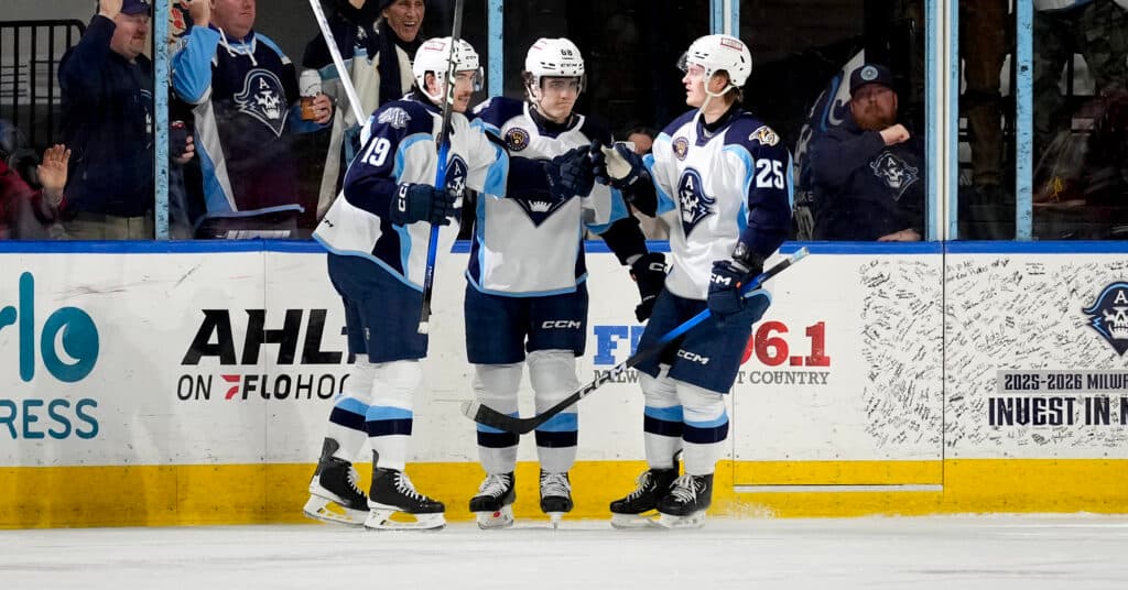 L’Heureux Late Goal Lifts Admirals in Brawl-Filled 5-3 Win