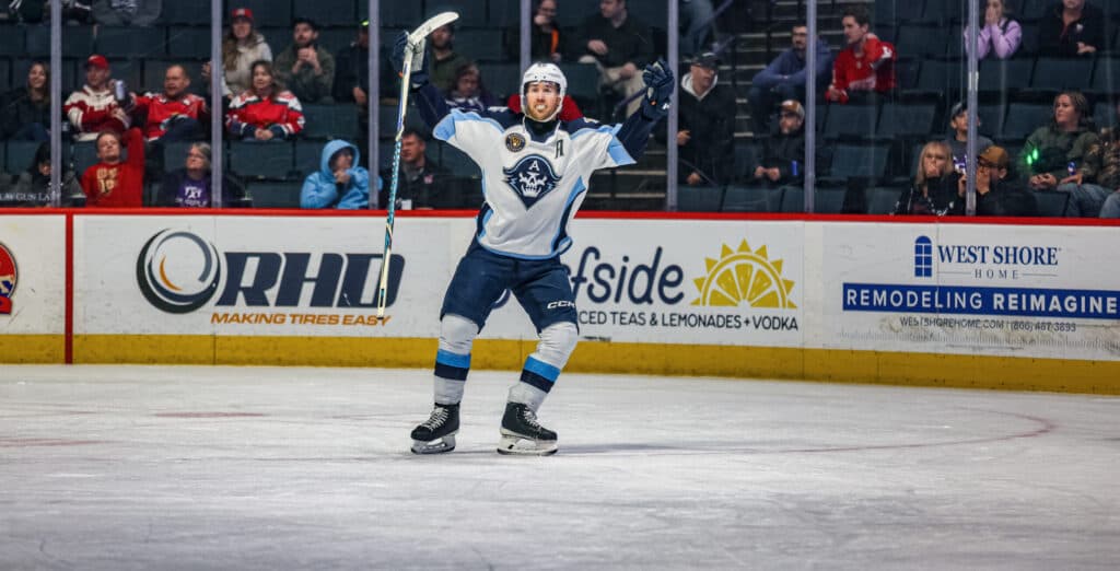 Jordan Oesterle's OT Goal Lifts Admirals Past Griffins 5-4