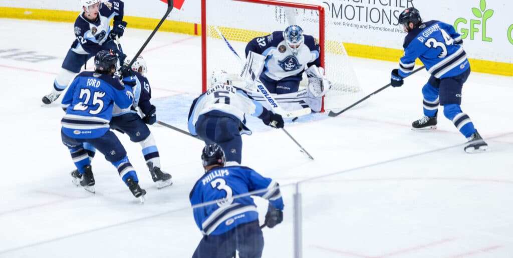 Murray makes 42 saves as Admirals open series with 4-1 road win