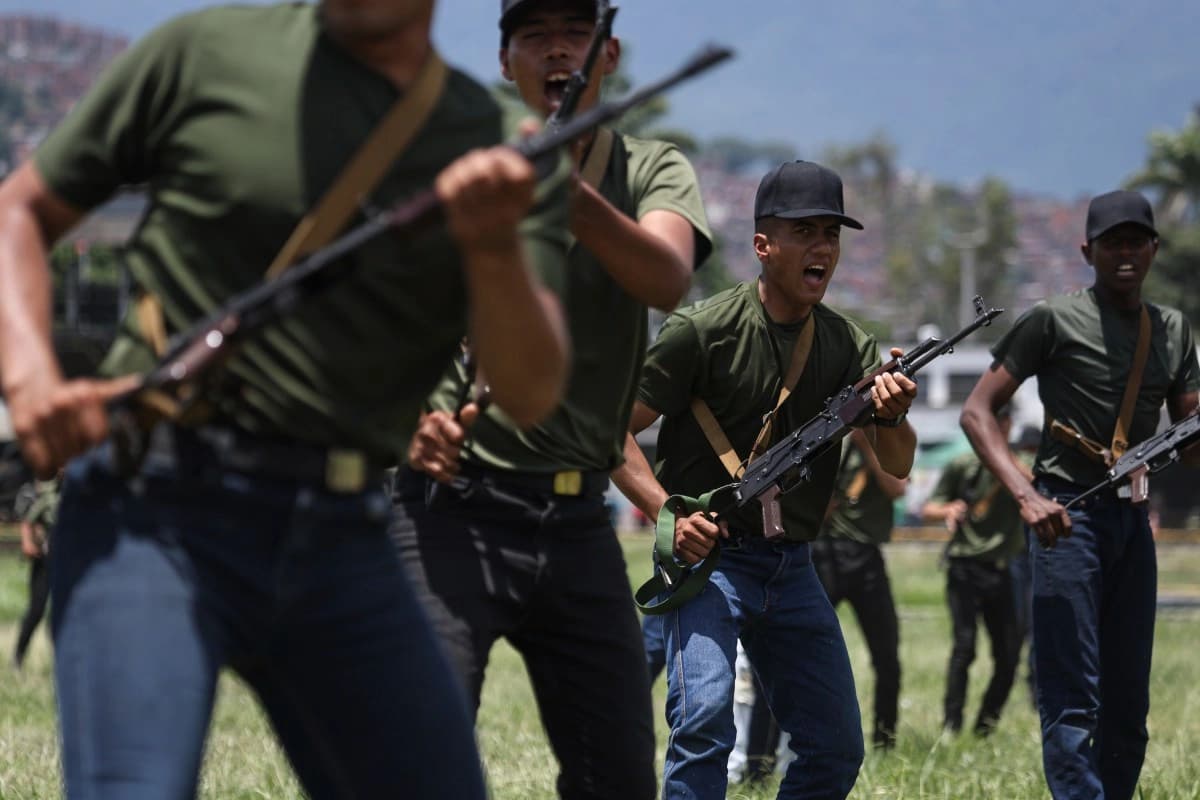 State Department orders Americans to leave Venezuela amid militia roadblocks