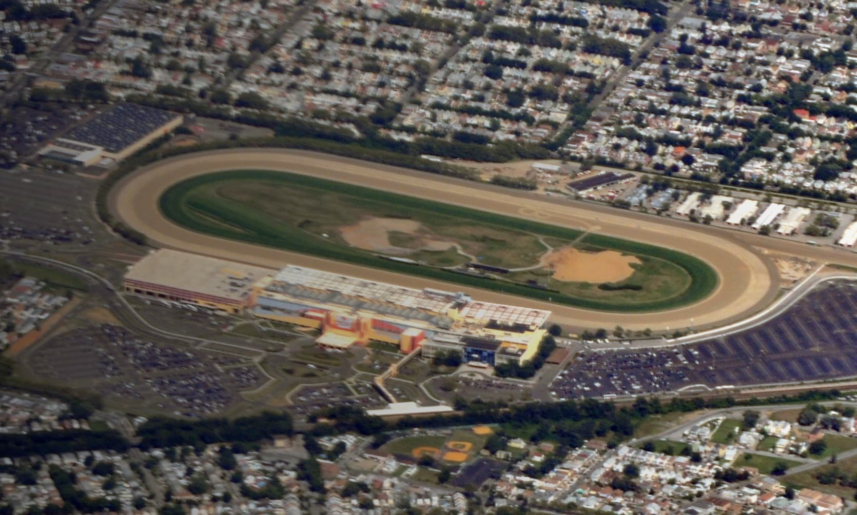 New York begins public planning for Aqueduct Racetrack redevelopment after racing ends
