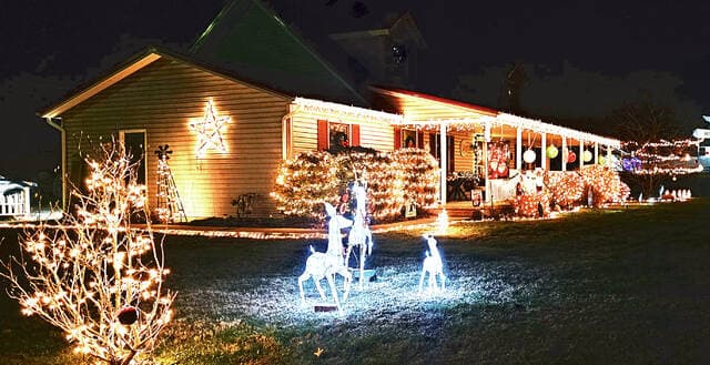 Ripley Holiday Light Display Honors Memory, Connects Adams County