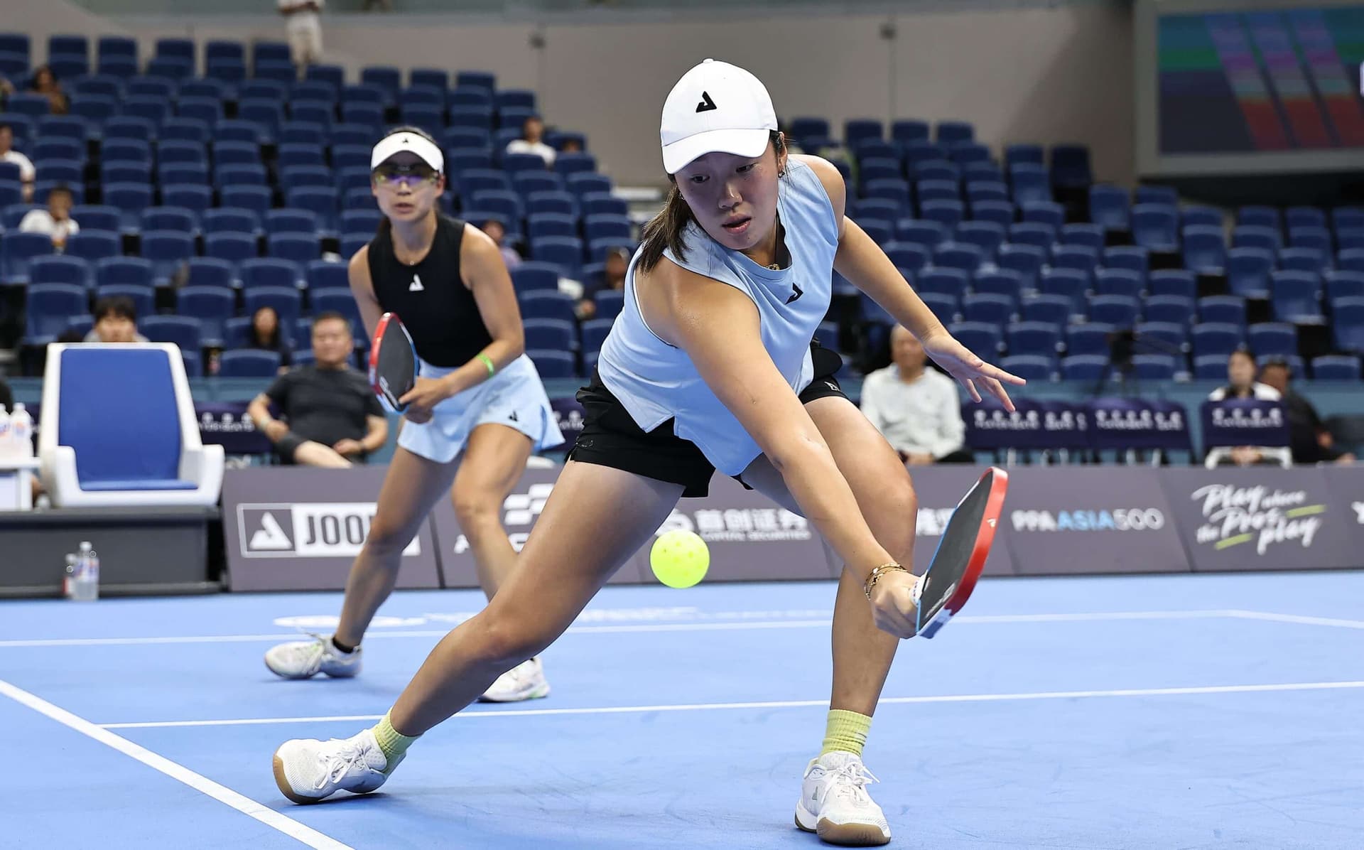 Wang and Dennehy chase triple crowns in Beijing finals showdown