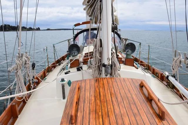Bristol Channel Cutter 28 proves its bluewater self-sufficiency in hard weather