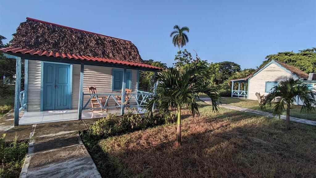 Cuba turns traditional bohíos into a rural tourism draw