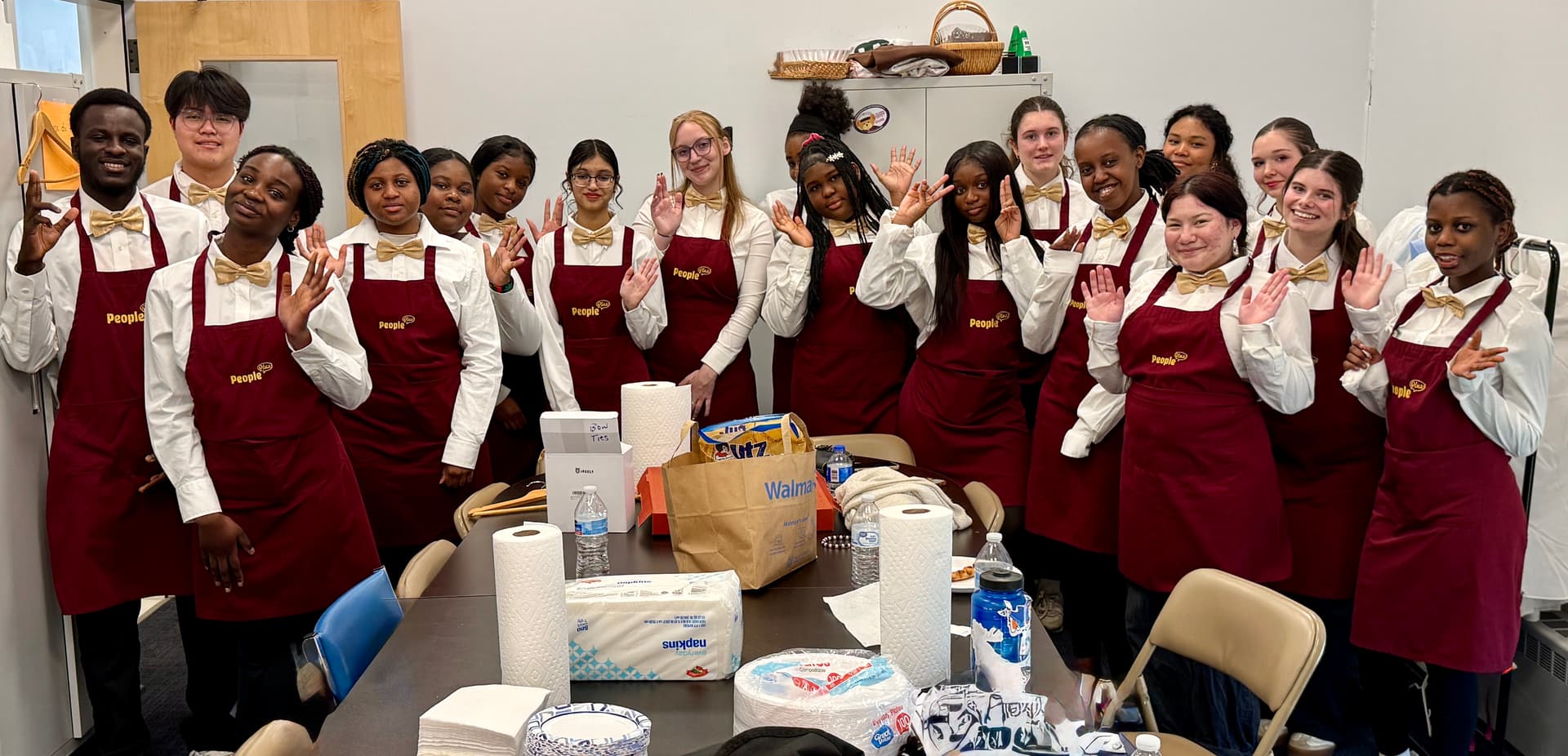 Bowdoin and Brunswick students help staff People Plus fundraiser in Brunswick