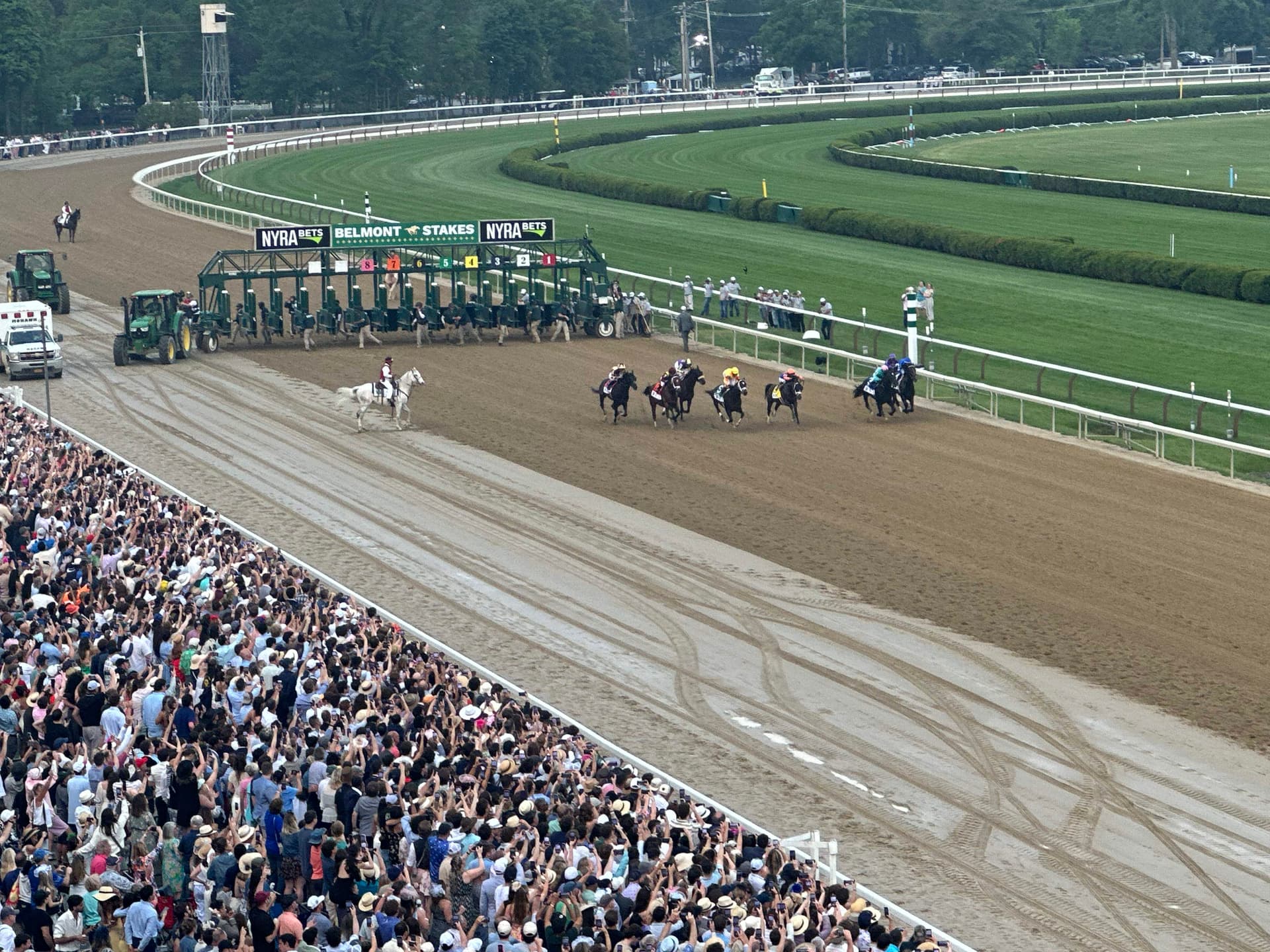 Zulu Kingdom, Salamis power Chad Brown in Poker Stakes
