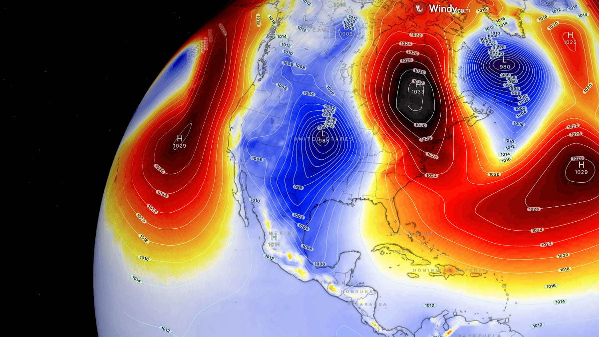 Rapid Cyclone Brings Blizzards, Freezing Rain and Widespread Disruption