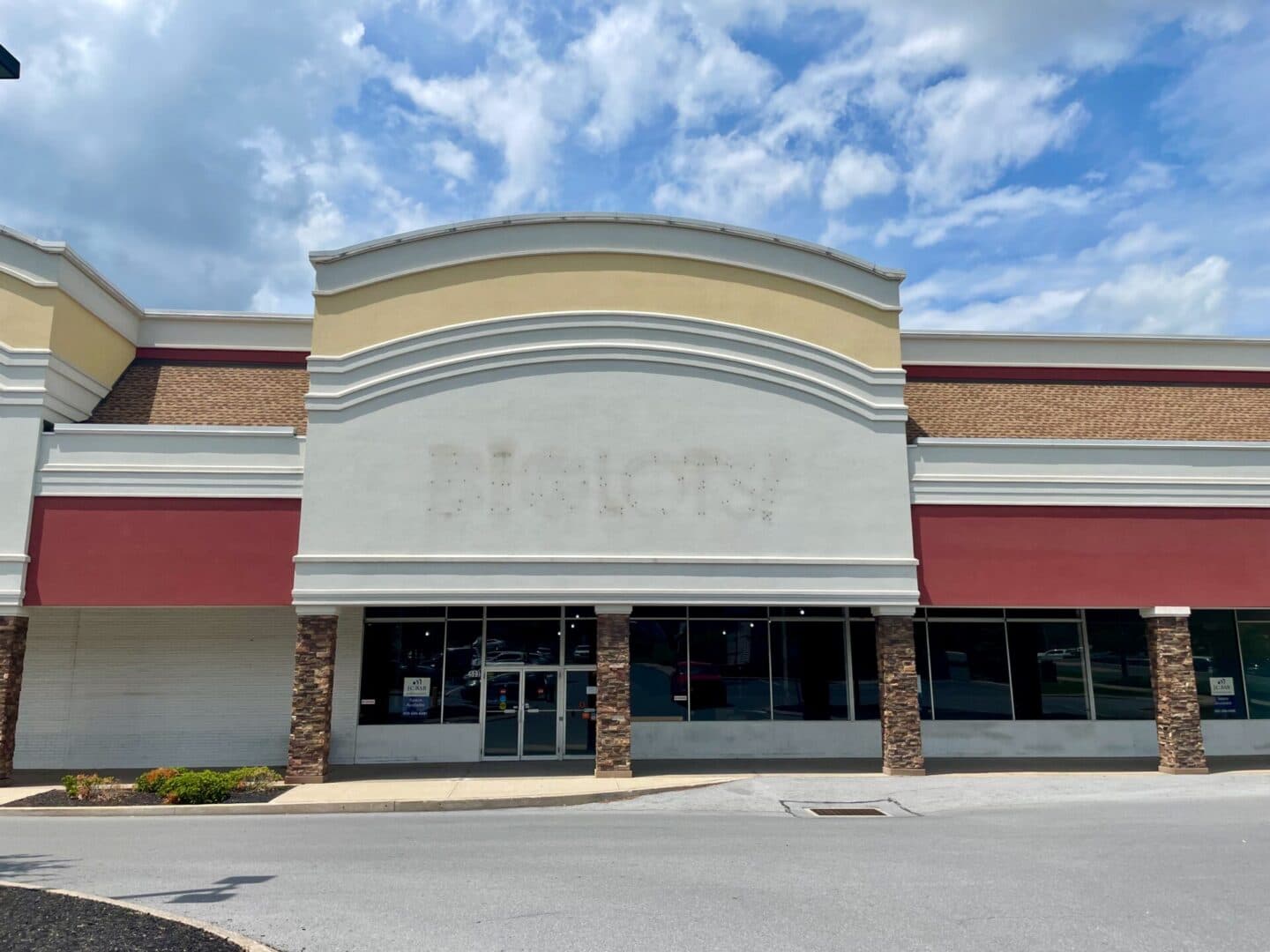 State College's former Big Lots becomes a nine-court pickleball club