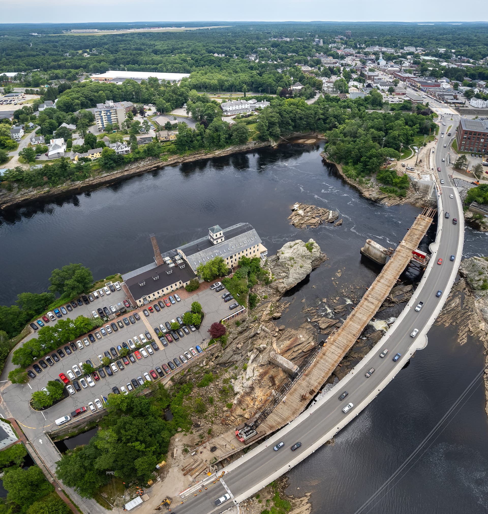Old Frank J. Wood Bridge comes down as replacement rises