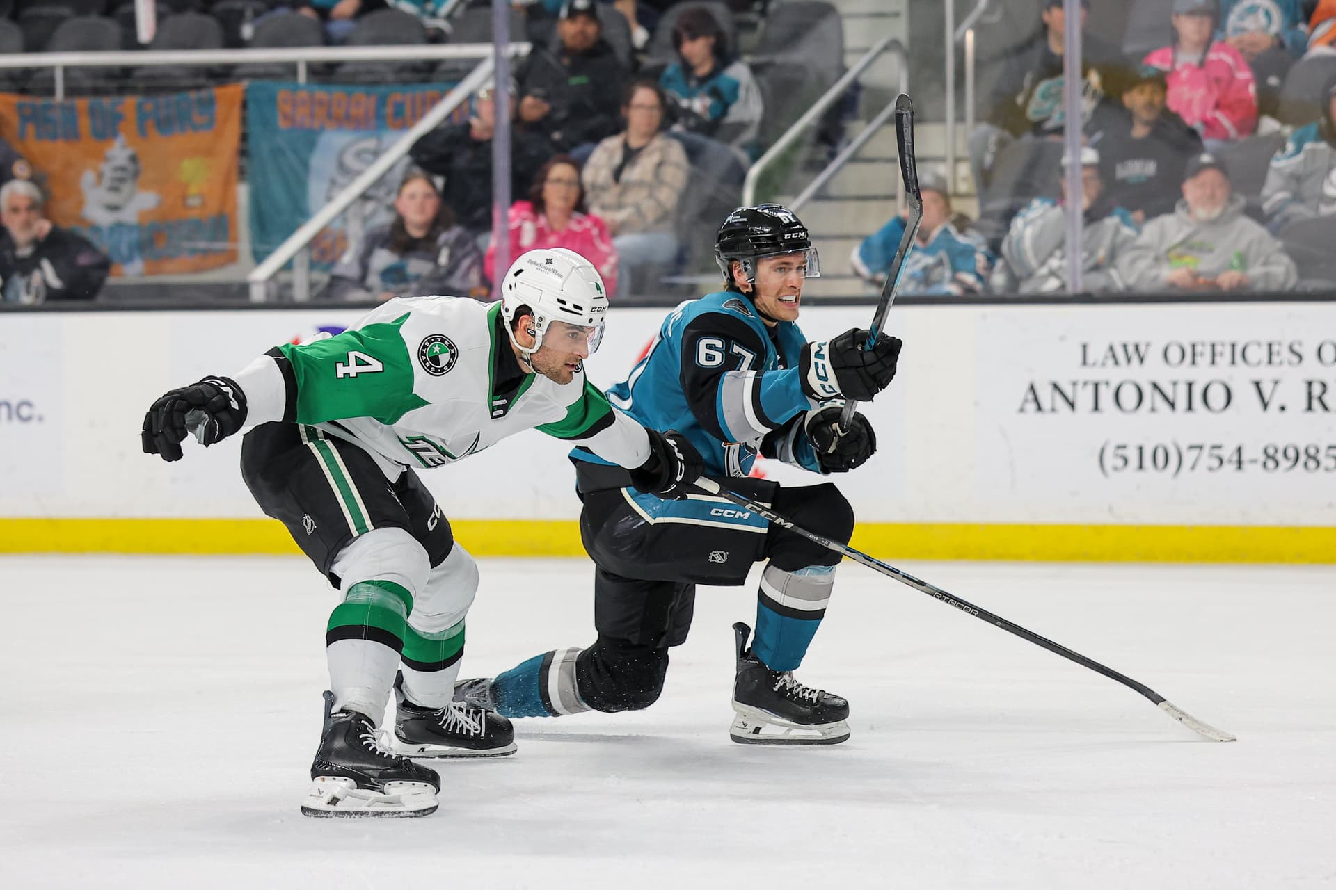 Poirier's 33 Saves Carry Texas Stars Past San Jose Barracuda 2-1