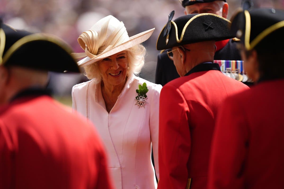 Queen Camilla’s minimal jewelry choice spotlights a historic brooch