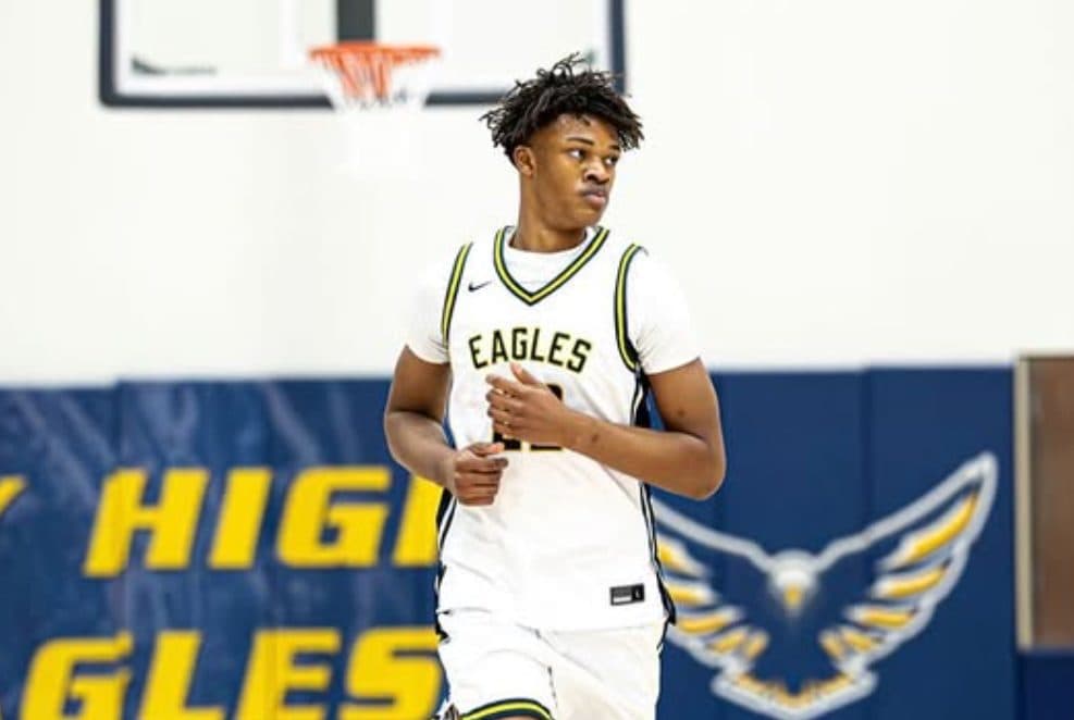Indiana offers top-15 Class of 2028 center Xavier Young