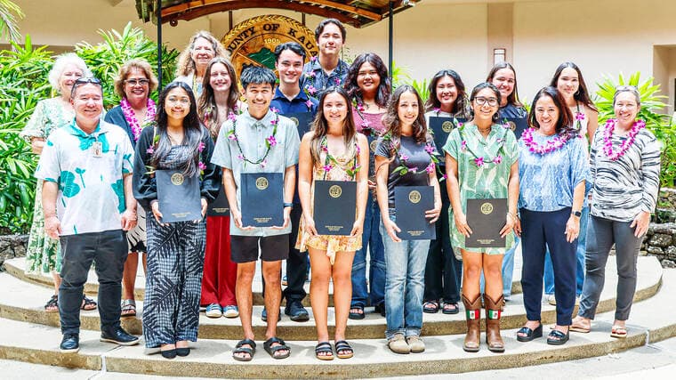 Kauai schools celebrate student voter drive that registered 800 new voters