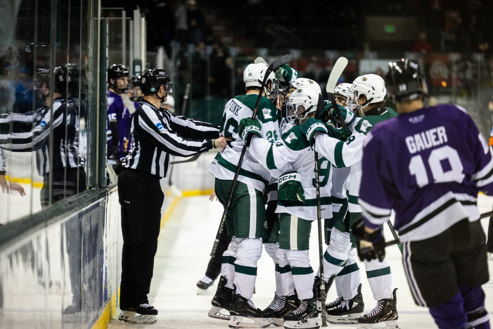 Bemidji State defeats No. 16 St. Thomas 3-1 as Hildebrand shines