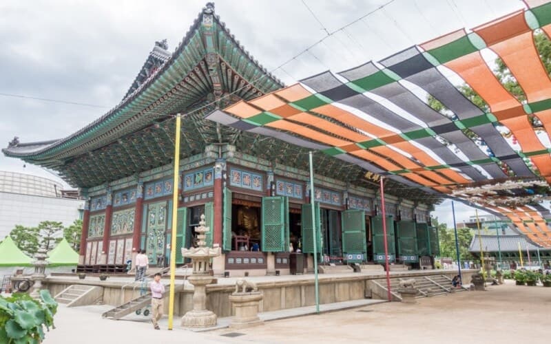 Seoul temple welcomes robot monk Gabi with vows to conserve energy