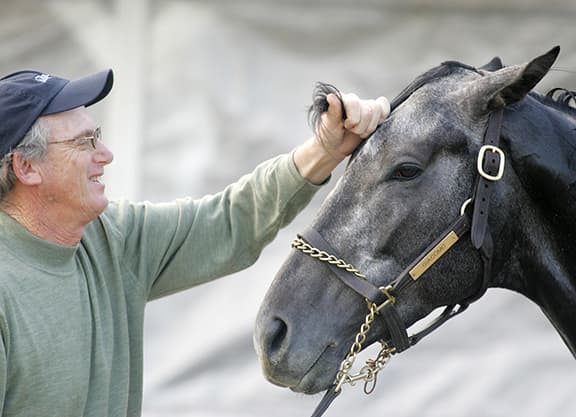 John A. Shirreffs, Trainer of Zenyatta and Giacomo, Dies at 80