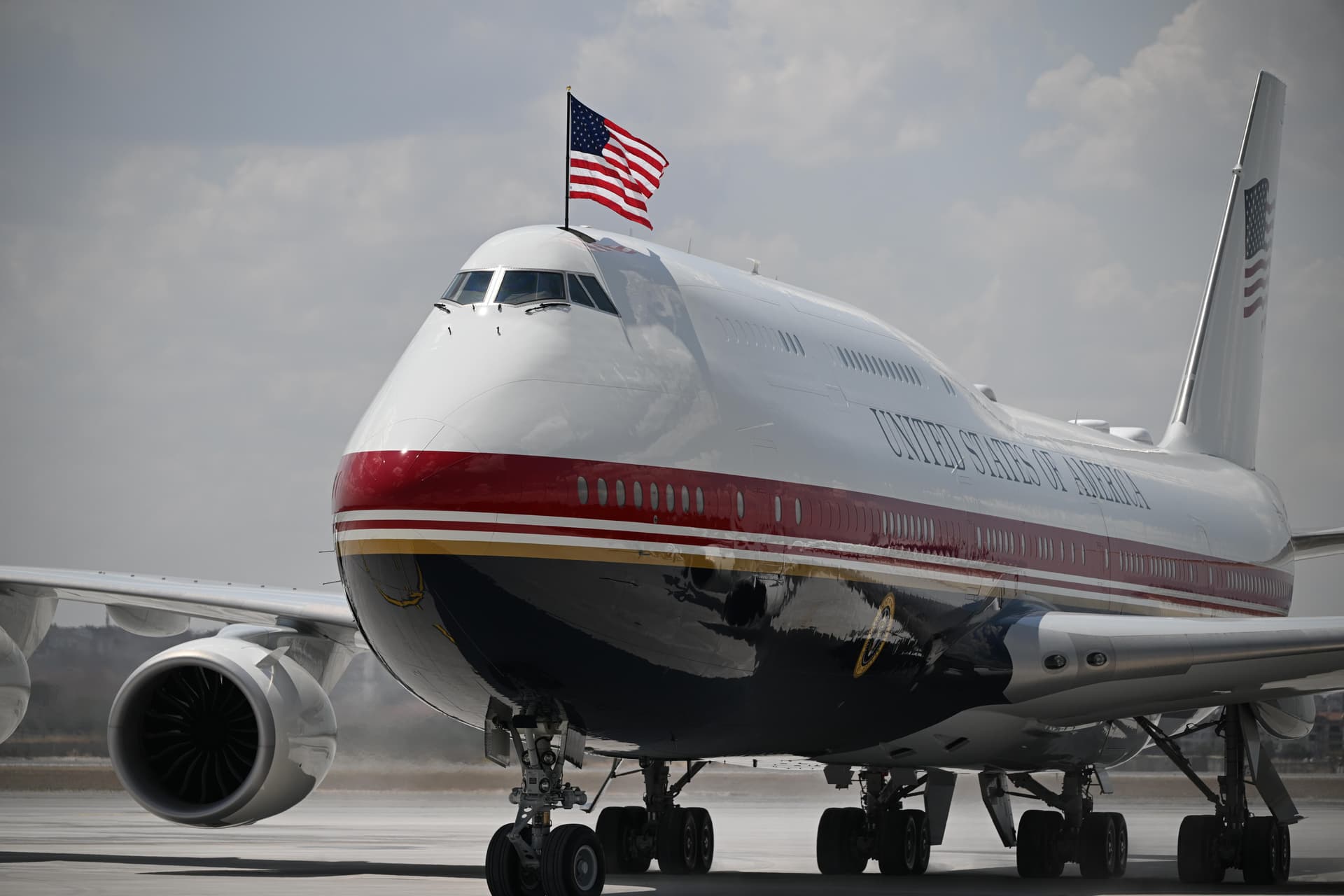 Media advocates condemn subpoenas to New York Times reporters over Air Force One story