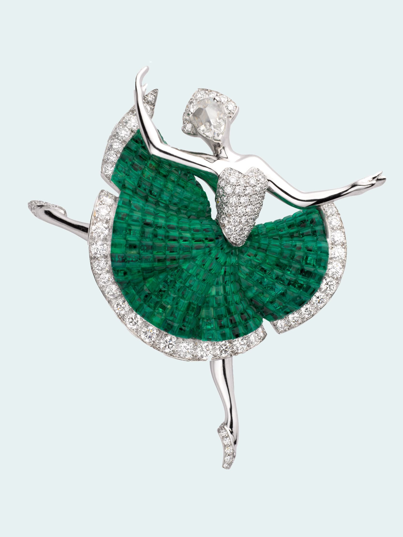 Van Cleef & Arpels dances through jewelry heritage, from ballerinas to Balanchine