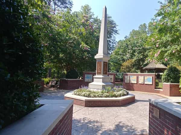 Greensboro police seek man accused of vandalizing Veterans Memorial, stealing plaques