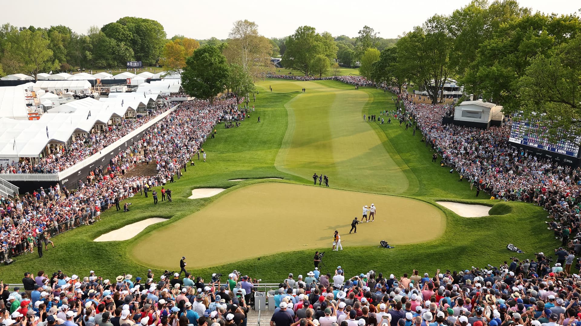 Alex Smalley leads PGA Championship finale as Rahm, McIlroy chase