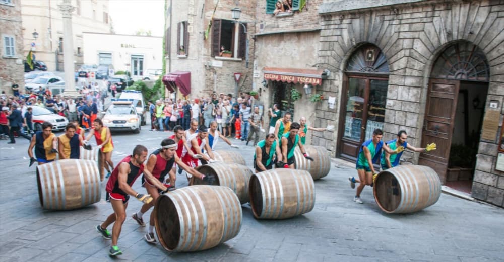 Montepulciano’s barrel race turns historic streets into a wine-fueled battleground