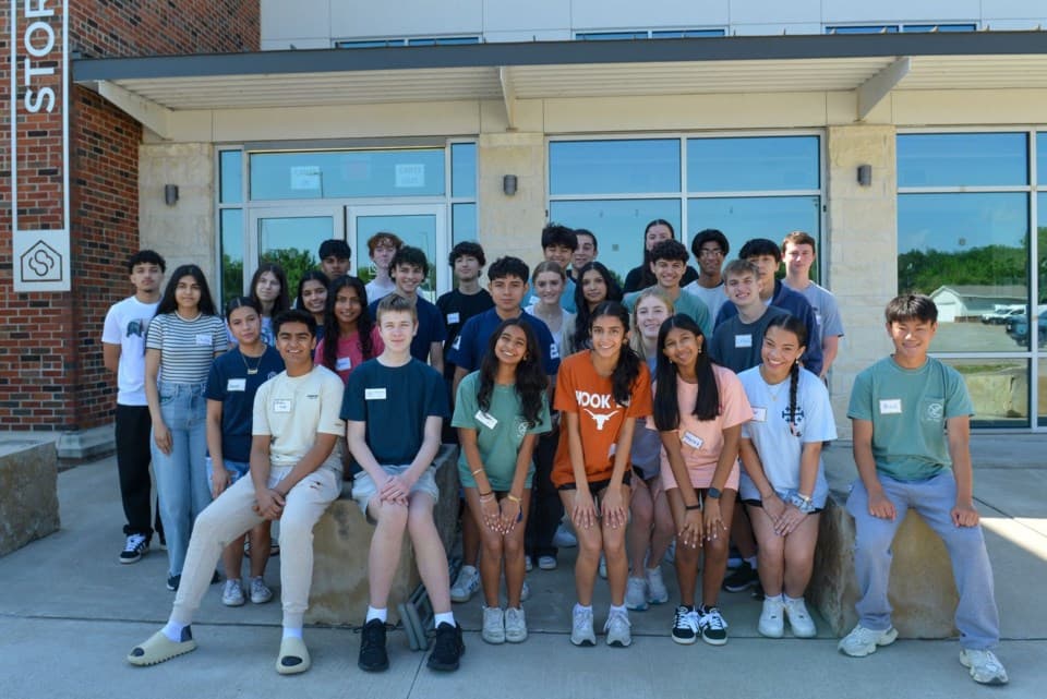 North Texas students set record service hours, collect 2,503 coats