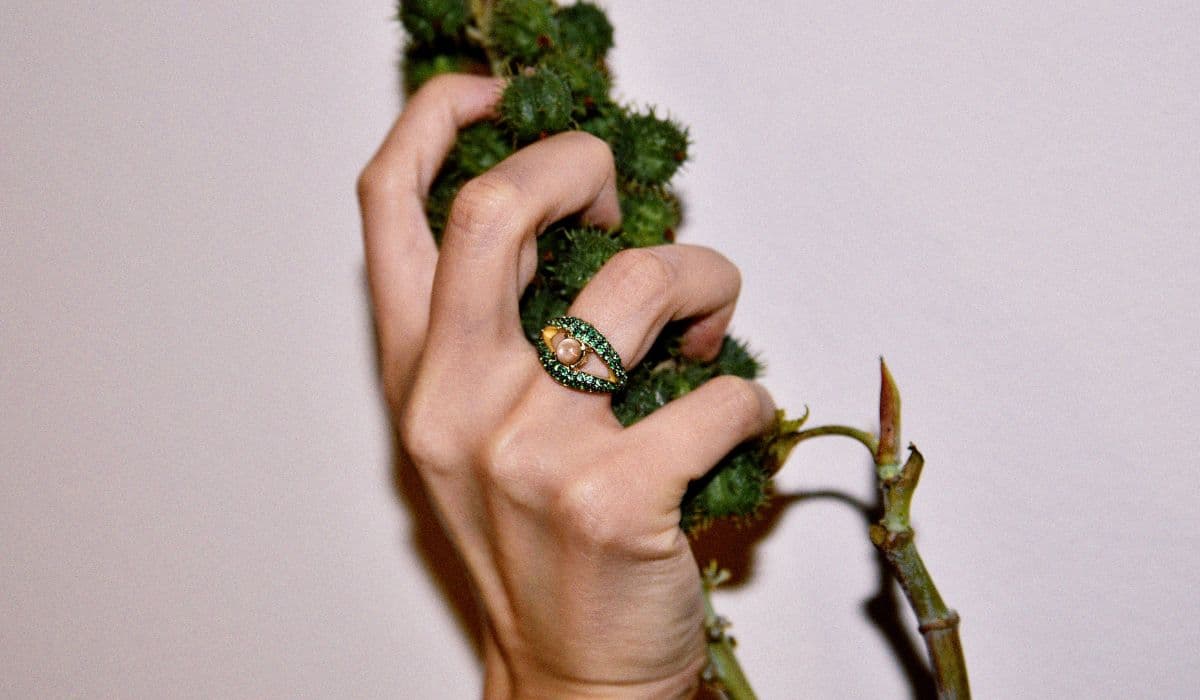 Helena Palmeira debuts sculptural jewelry inspired by Brazilian modernism