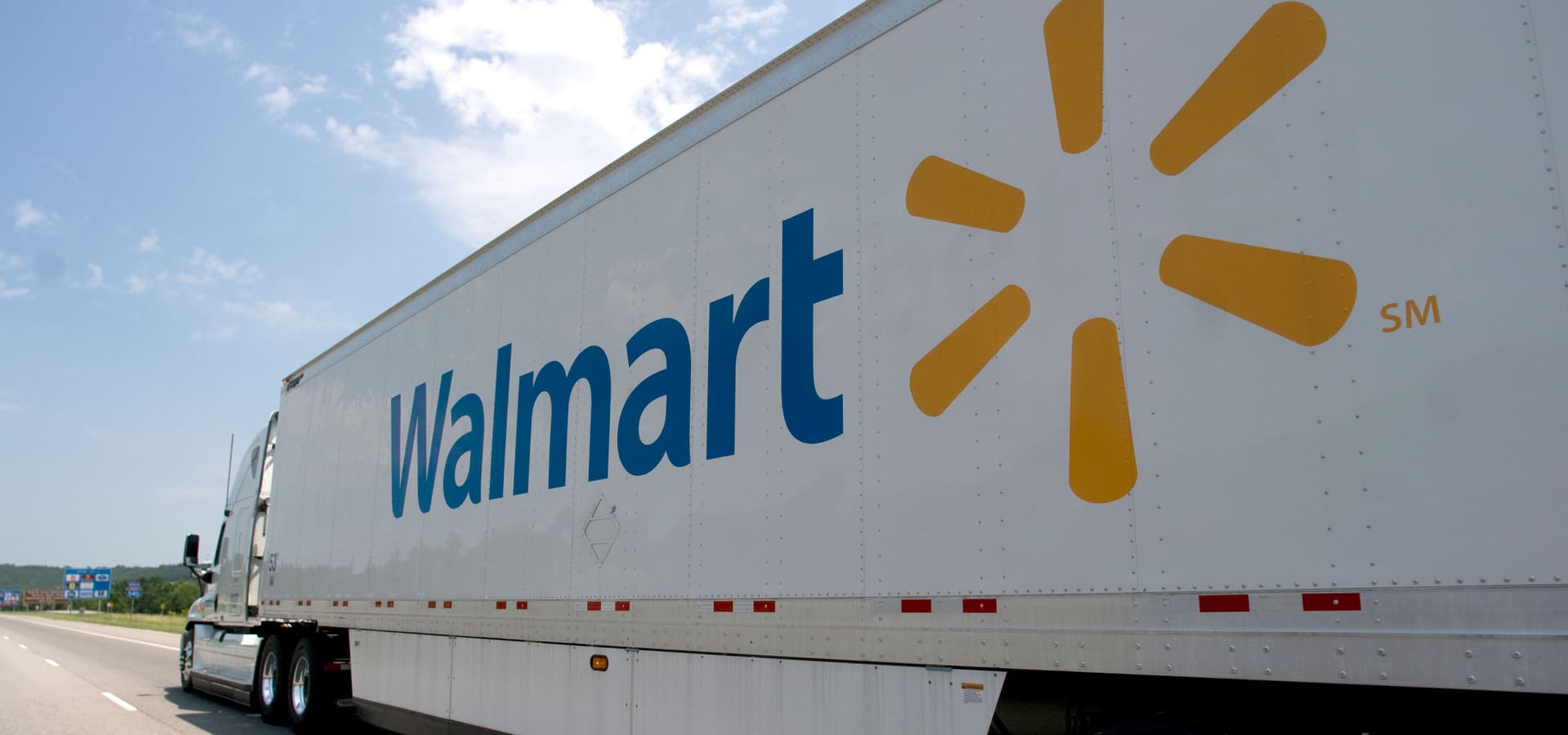 Walmart’s associate-to-driver program turns store jobs into careers