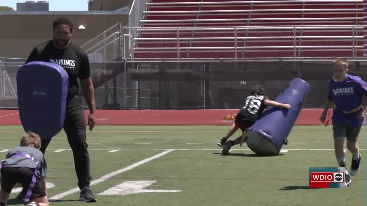 Vikings camp brings football lessons to Duluth East students